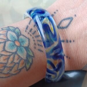 Artisan Glass Lampwork Cuff Bracelet 💙💫